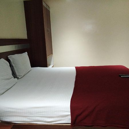 Hotel Adarsh Residency Tirupati Kültér fotó